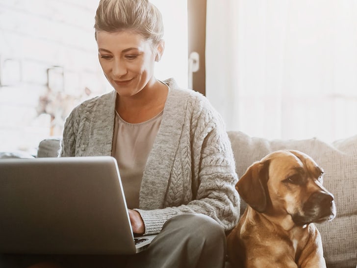 Frau mit Hund